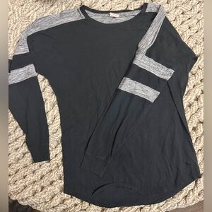 PINK by Victoria Secret oversized campus shirt XS